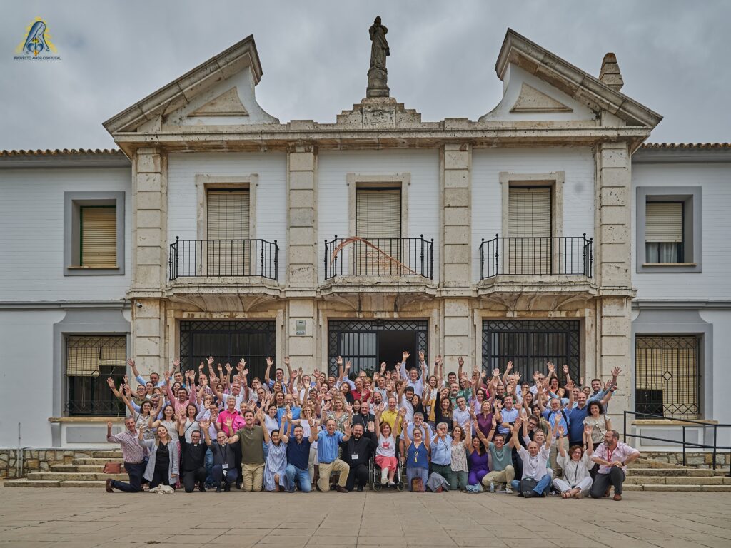 Numerosos matrimonios han participado en la experiencia de ‘Amor Conyugal’ celebrada en el Seminario