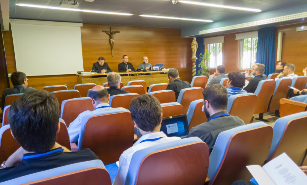 La Pastoral juvenil, la parroquia y la escuela en clave vocacional