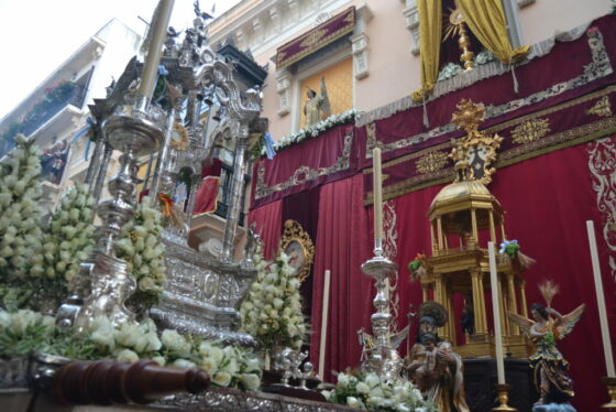 Concurso de balcones y altares de Huelva