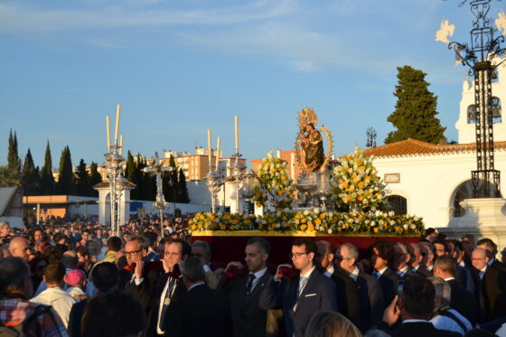 Huelva reza a la Virgen de la Cinta en rogativas por la lluvia