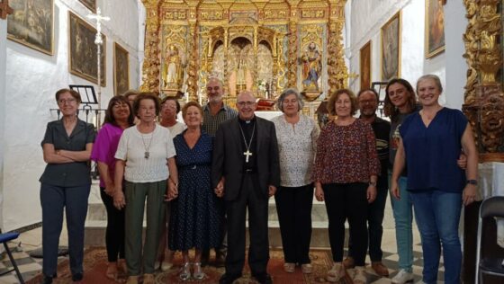El obispo visita las parroquias de Corteconcepción y Puerto Moral