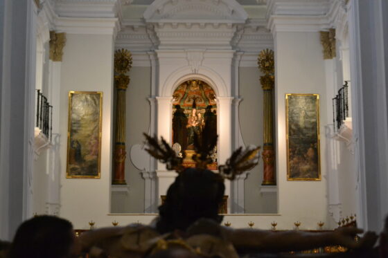 Monseñor Gómez Sierra destaca el amor sacrificado en la celebración del Viernes Santo en la Catedral de Huelva