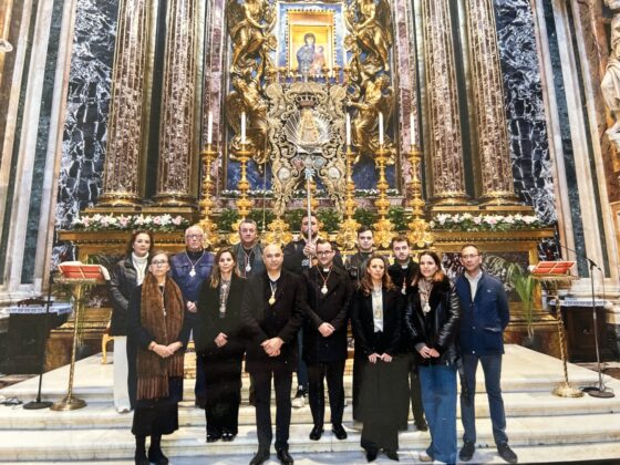 Emotiva peregrinación de la Hermandad de Emigrantes de Huelva a Roma