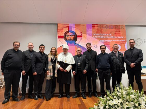 D. José Arturo Domínguez Asensio, doctor honoris causa por la Facultad de Teología San Isidoro de Sevilla