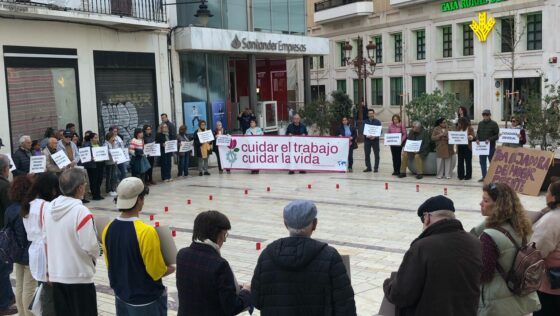 Huelva se une en el Círculo de Silencio para apoyar a las empleadas del hogar migrantes