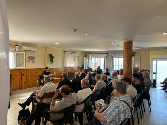 El clero diocesano celebra su convivencia de final de curso en Mazagón